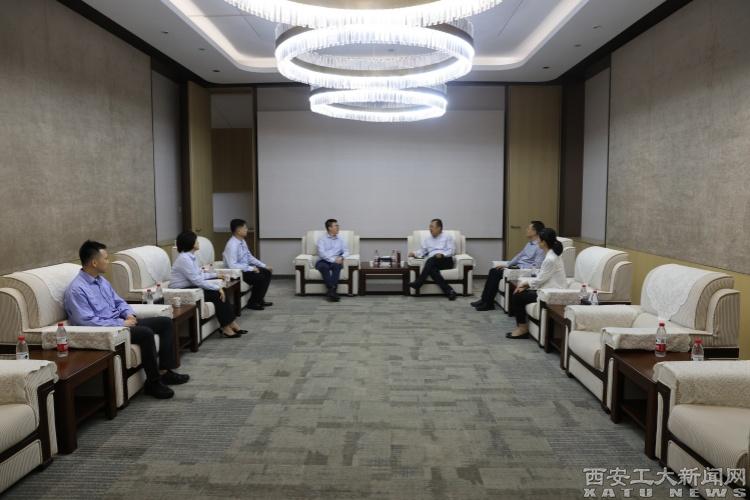 航空工业机载专场招聘会在我校成功举办