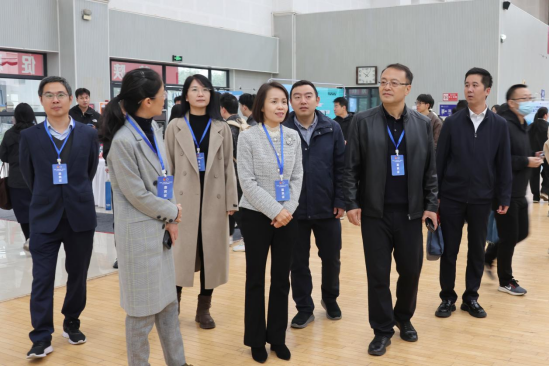 苏陕携手促就业 青春逐梦正当时——2025年“千校万岗”苏陕协作大学生就业专场招聘会在我校成功举办